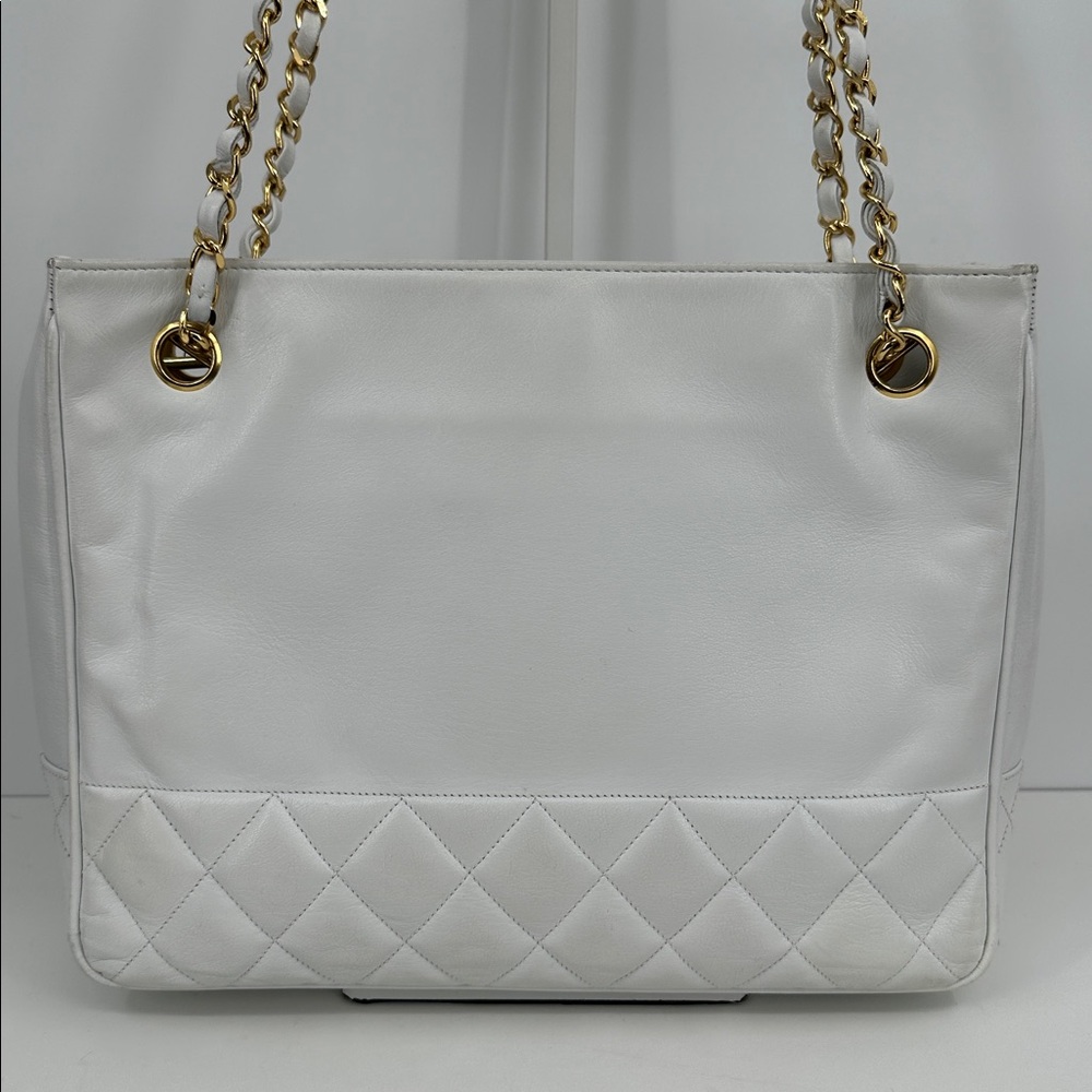 Authenticated CHANEL Quilted Shoulder Bag- White - Picture 5 of 16